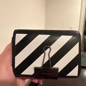 Off white wallet